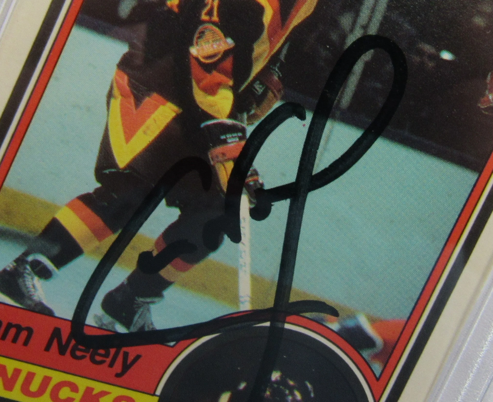 1984 O-Pee-Chee Cam Neely Signed Auto PSA/DNA Encapsulated Hockey Card - Image 2