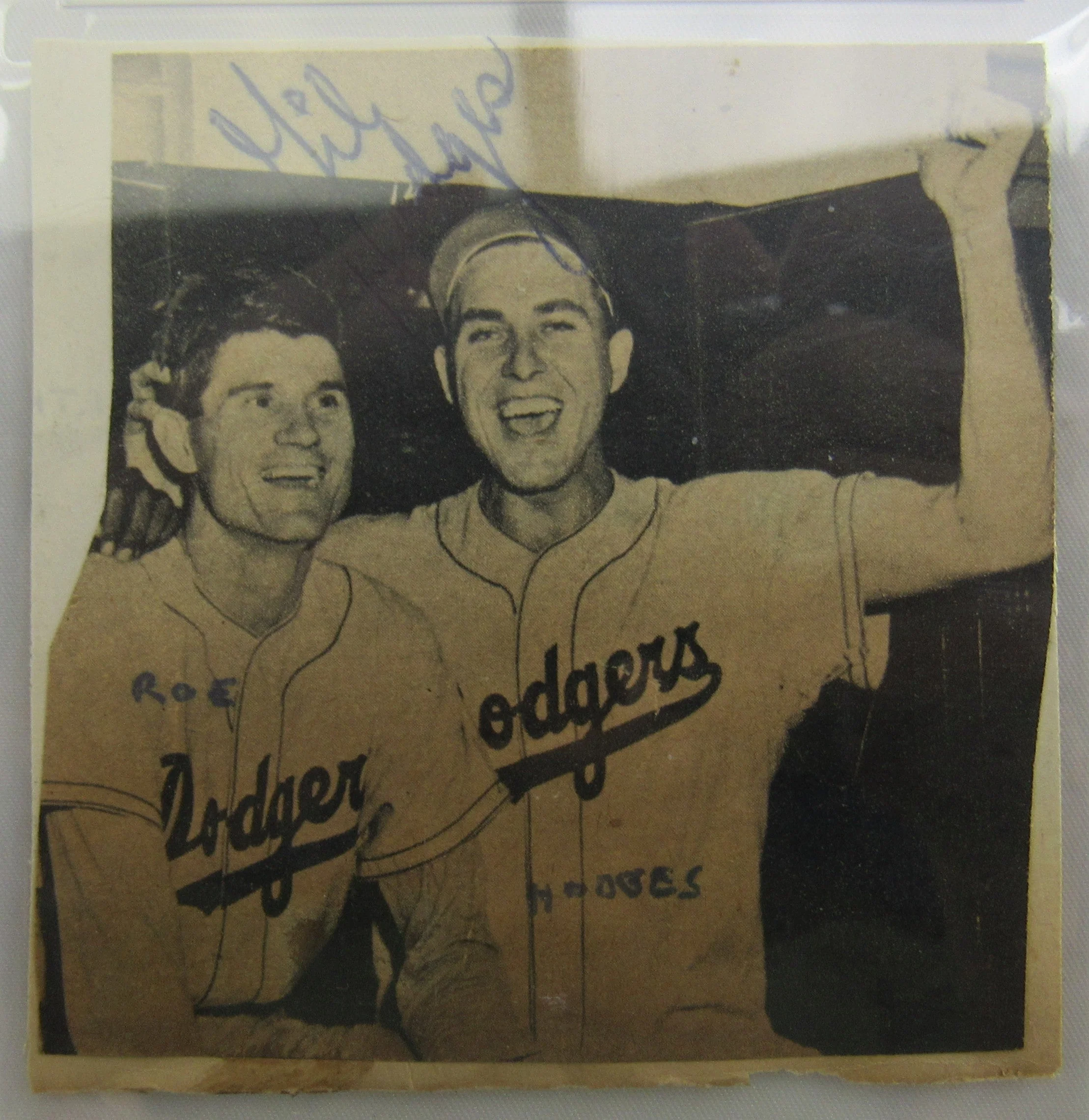 Gil Hodges Cut Signed Auto PSA/DNA Encapsulated XX - Image 2