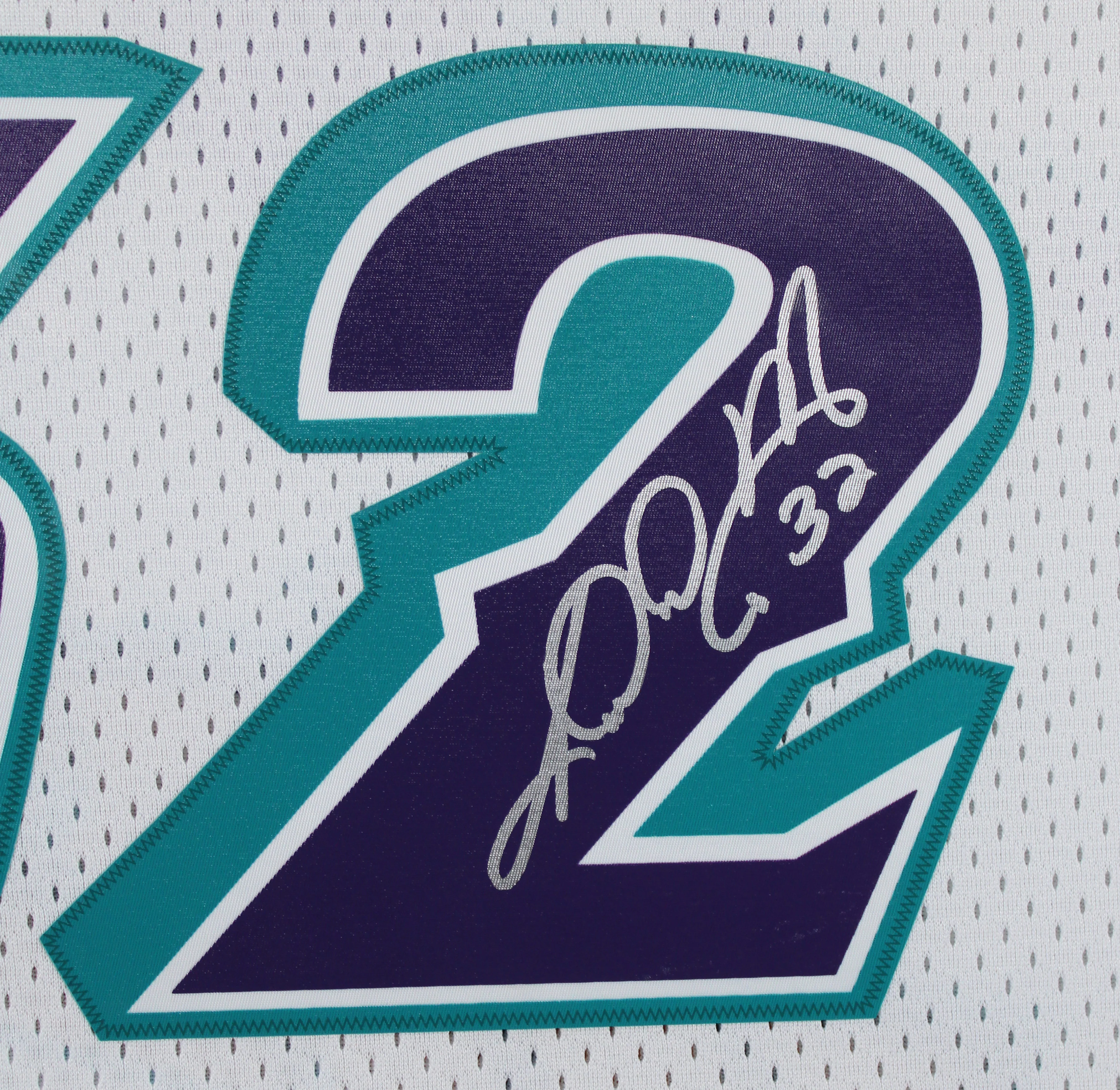 Jazz Karl Malone Signed 1996-97 White M&N HWC Swingman Framed Jersey BAS Wit - Image 3