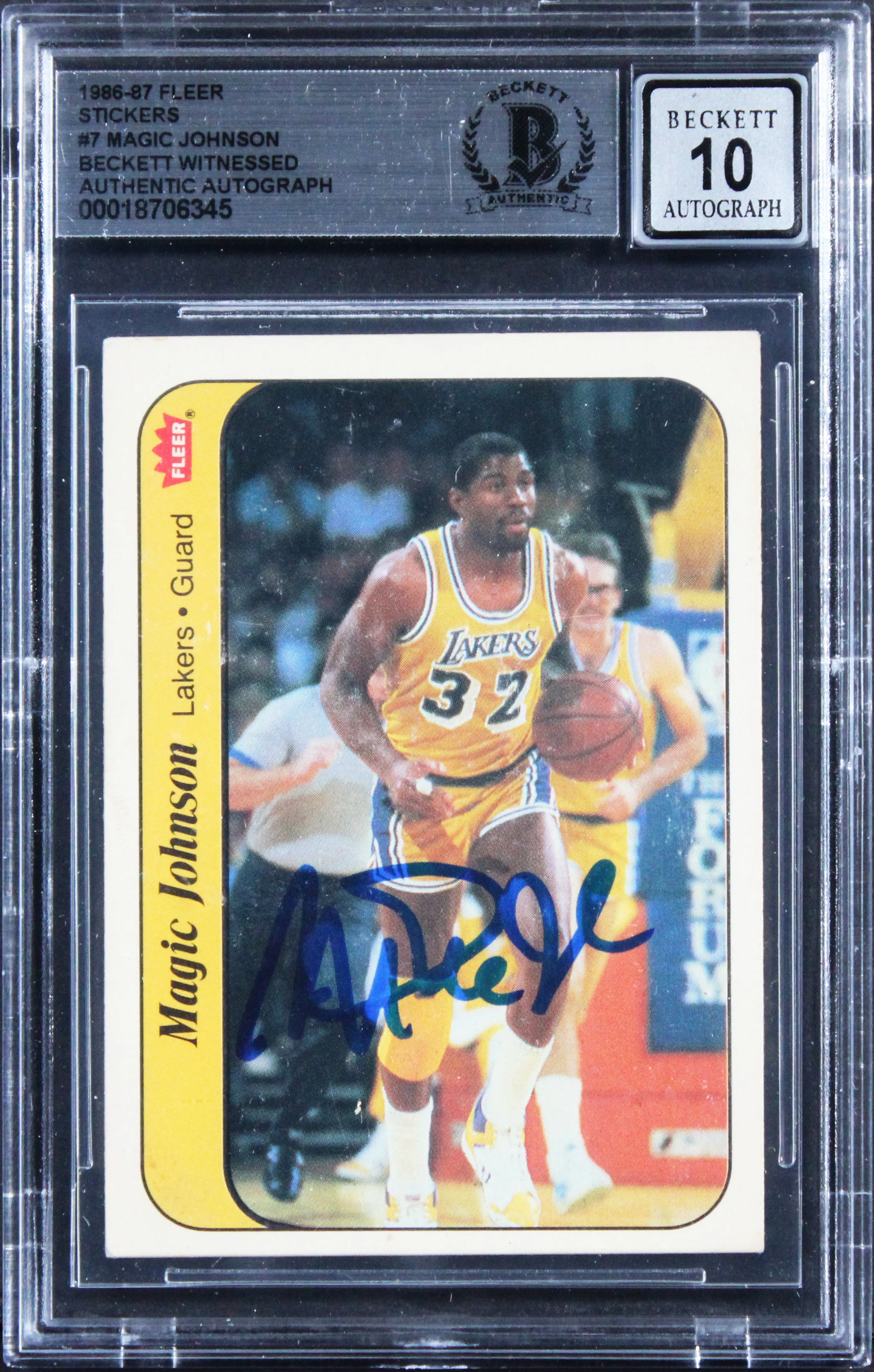 Lakers Magic Johnson Signed 1986 Fleer Stickers #7 Card Auto GM 10! BAS Slabbed - Image 2
