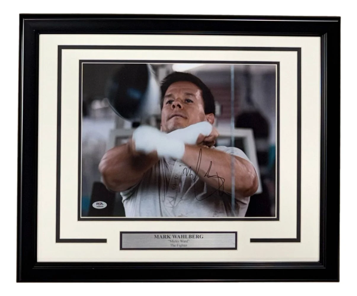 Mark Wahlberg Signed Framed 11x14 The Fighter Photo PSA/DNA