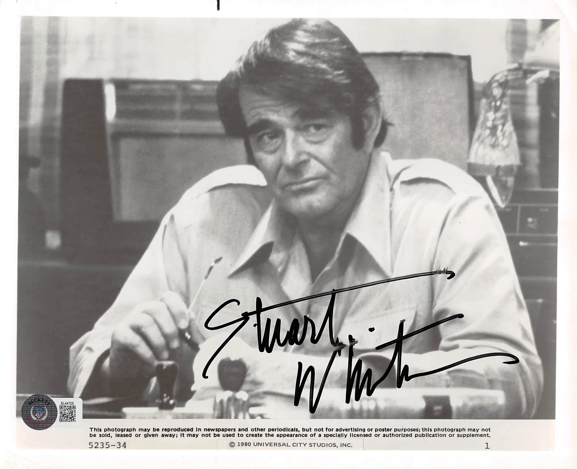 Stuart Whitman Night of the Lepus Authentic Signed 8x10 Photo BAS #BL44705 - Image 2