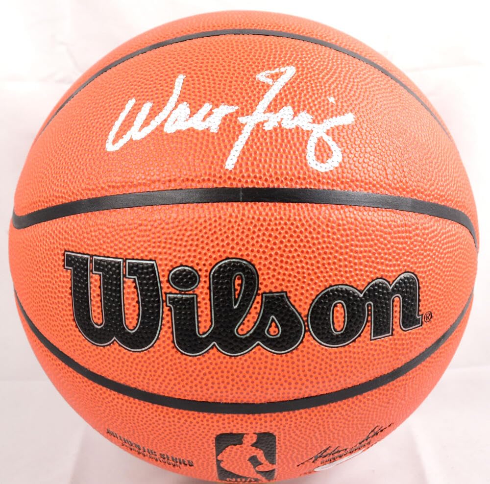 Walt Frazier Autographed Official NBA Wilson Basketball-Beckett W Holo *Silver - Image 8