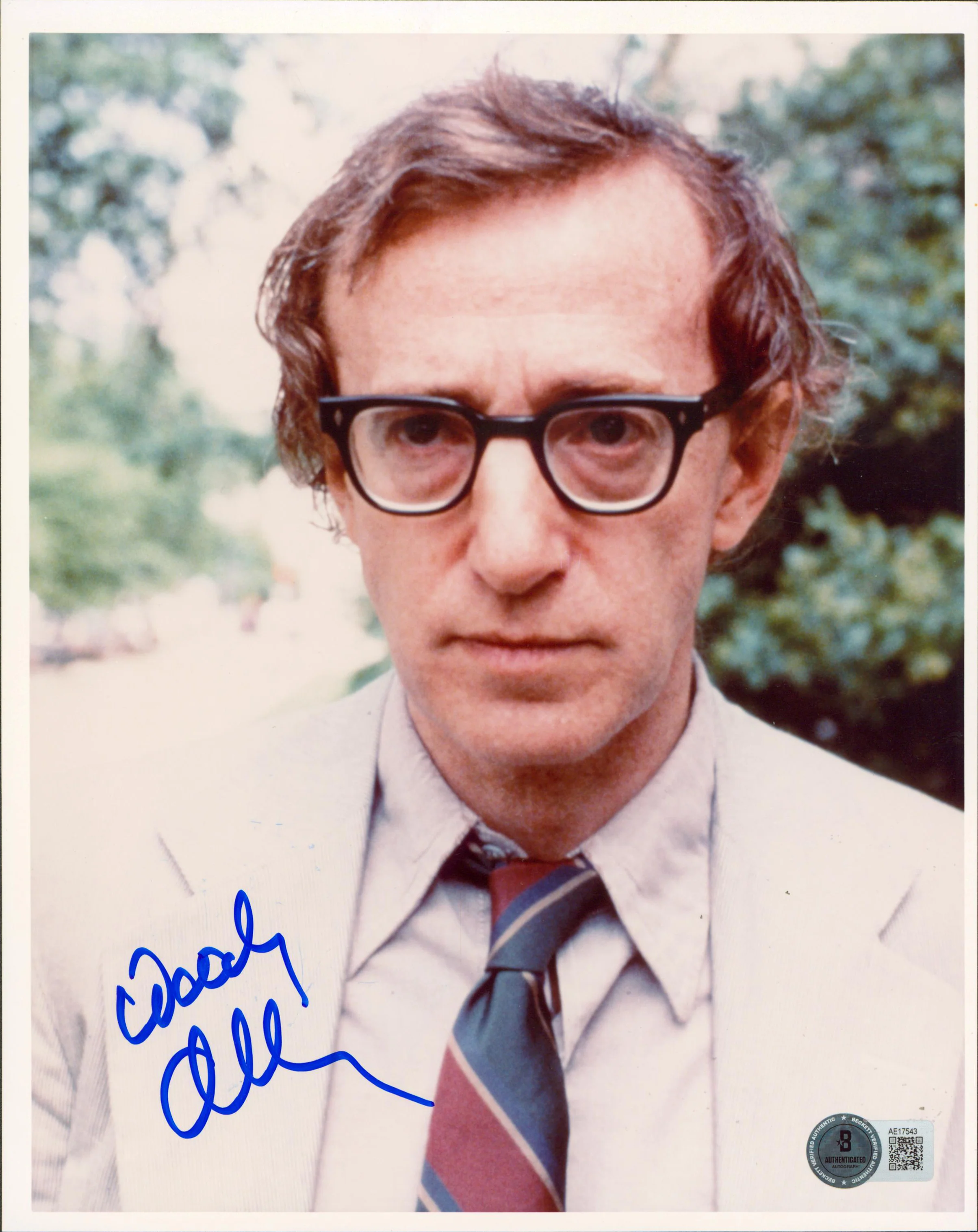 Woody Allen Annie Hall Authentic Signed 8x10 Photo Auto Graded 10! BAS #AE17543 - Image 2